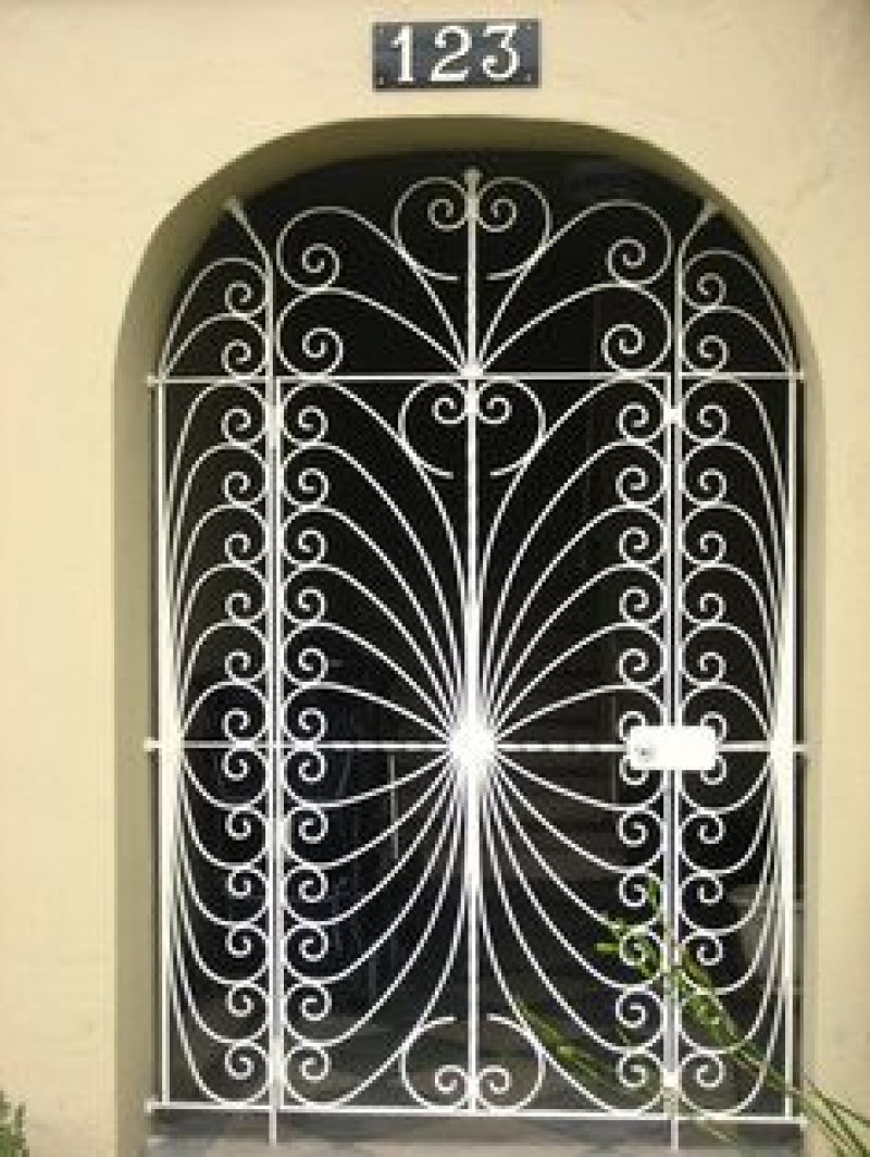 Anadolu Yakası Bahçe Kapıları